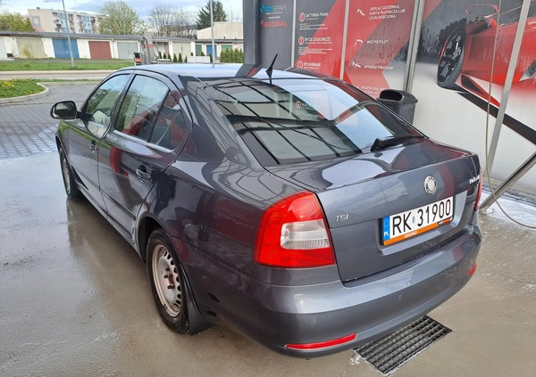 Skoda Octavia cena 22000 przebieg: 150000, rok produkcji 2009 z Krosno małe 29